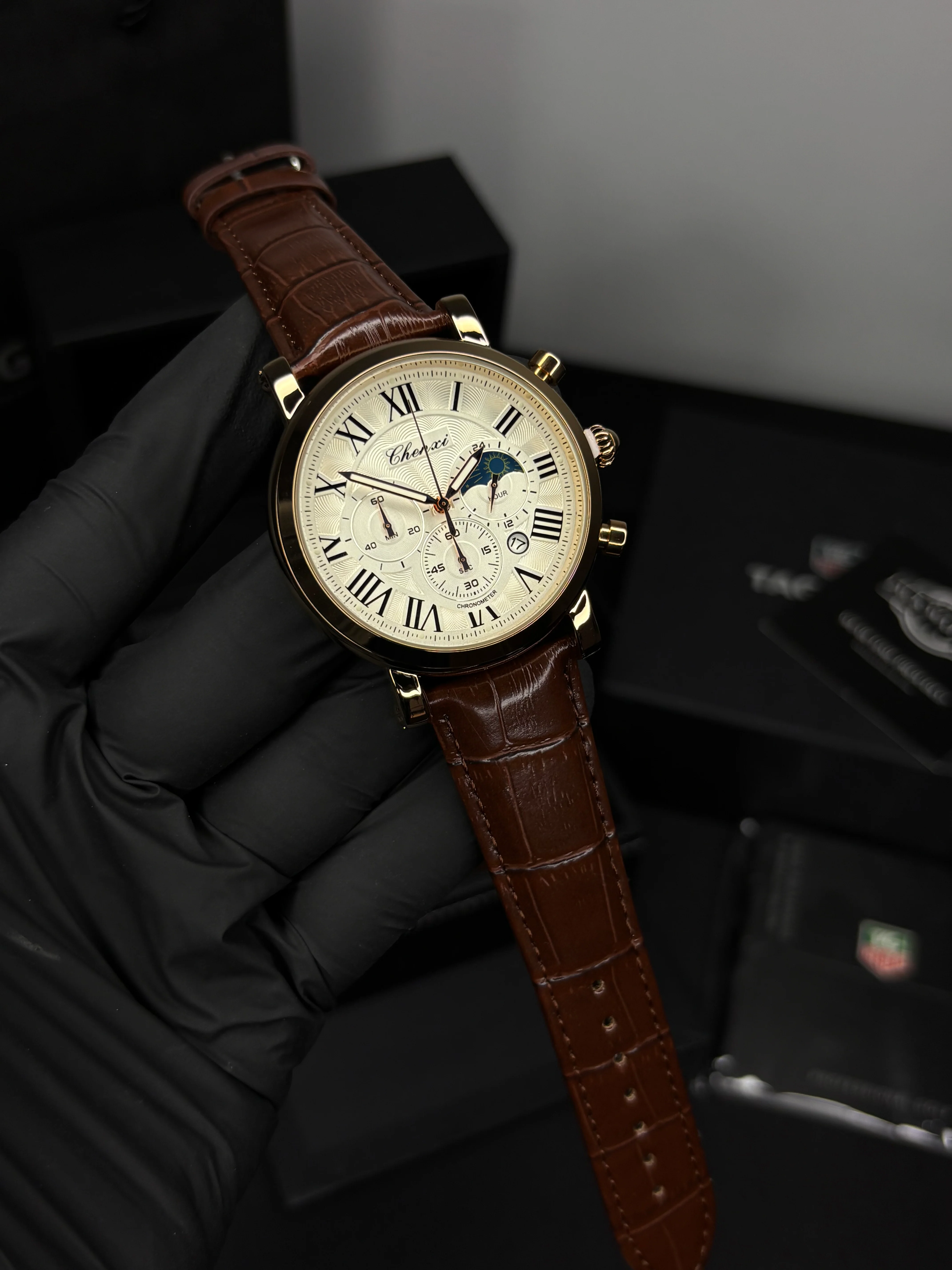 Chenxi Leather Strap Chronograph Watch - Image 5