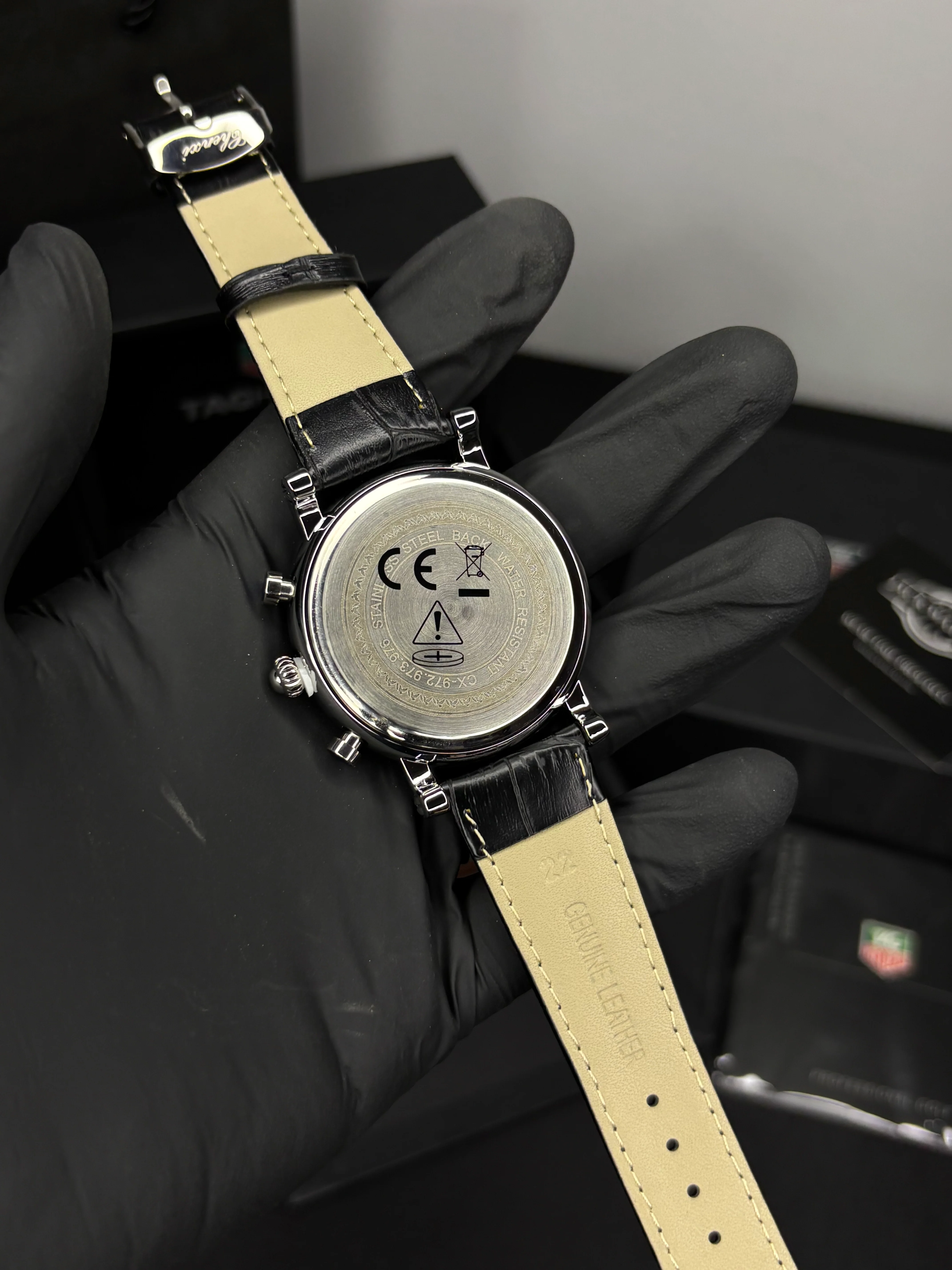 Chenxi Leather Strap Chronograph Watch - Image 4