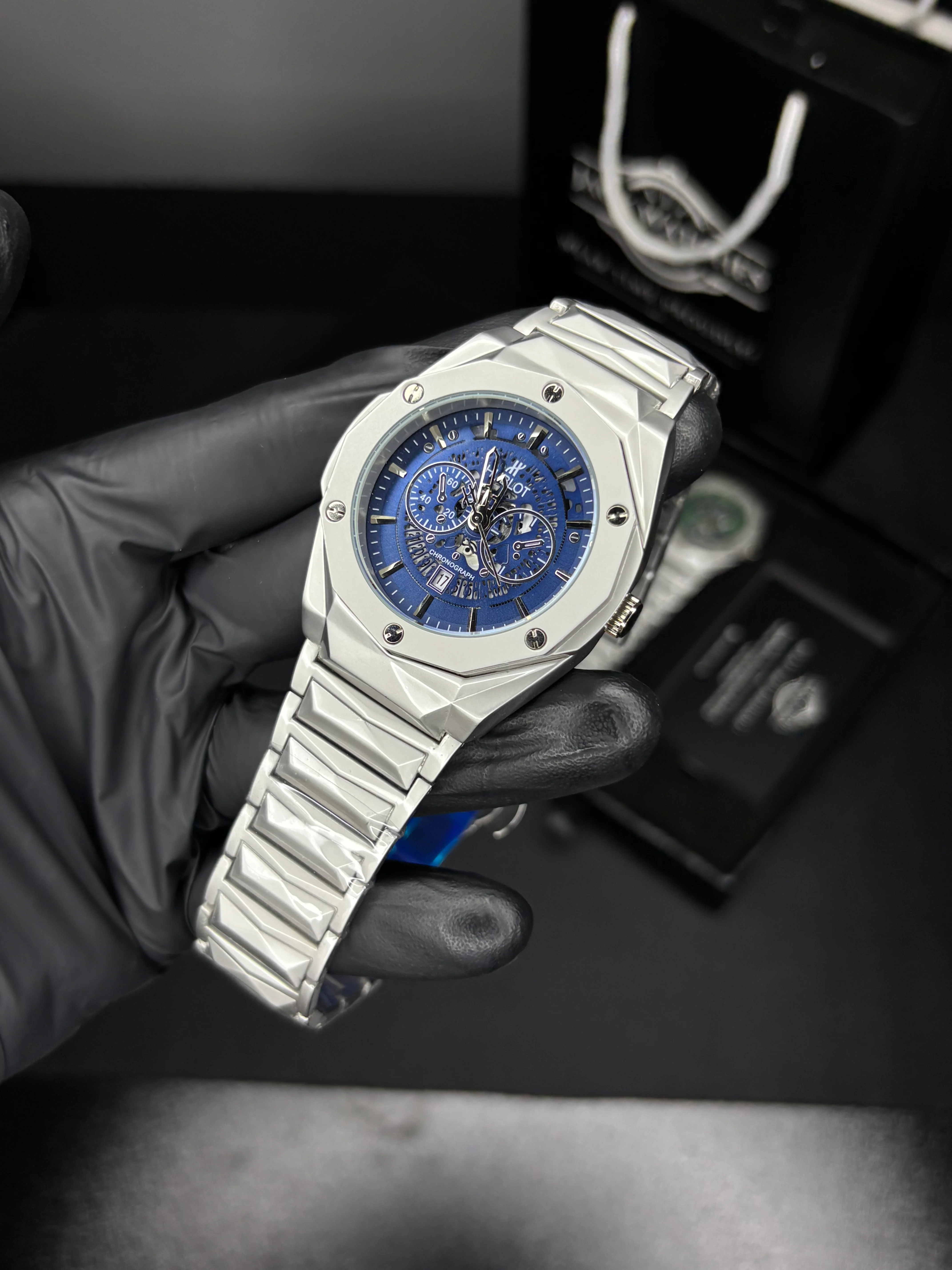 HB Diamond Cut Quartz - Image 4
