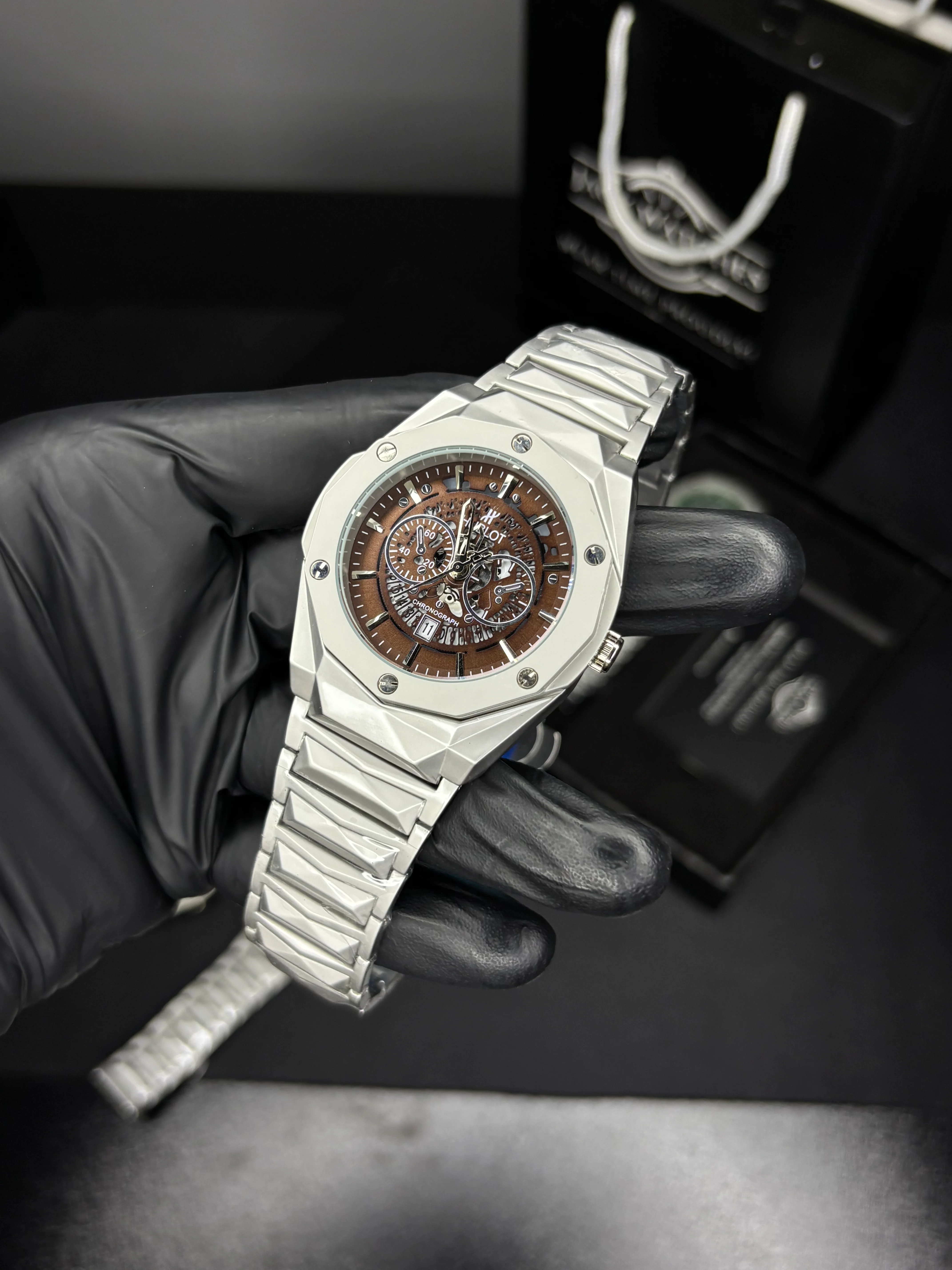 HB Diamond Cut Quartz - Image 5