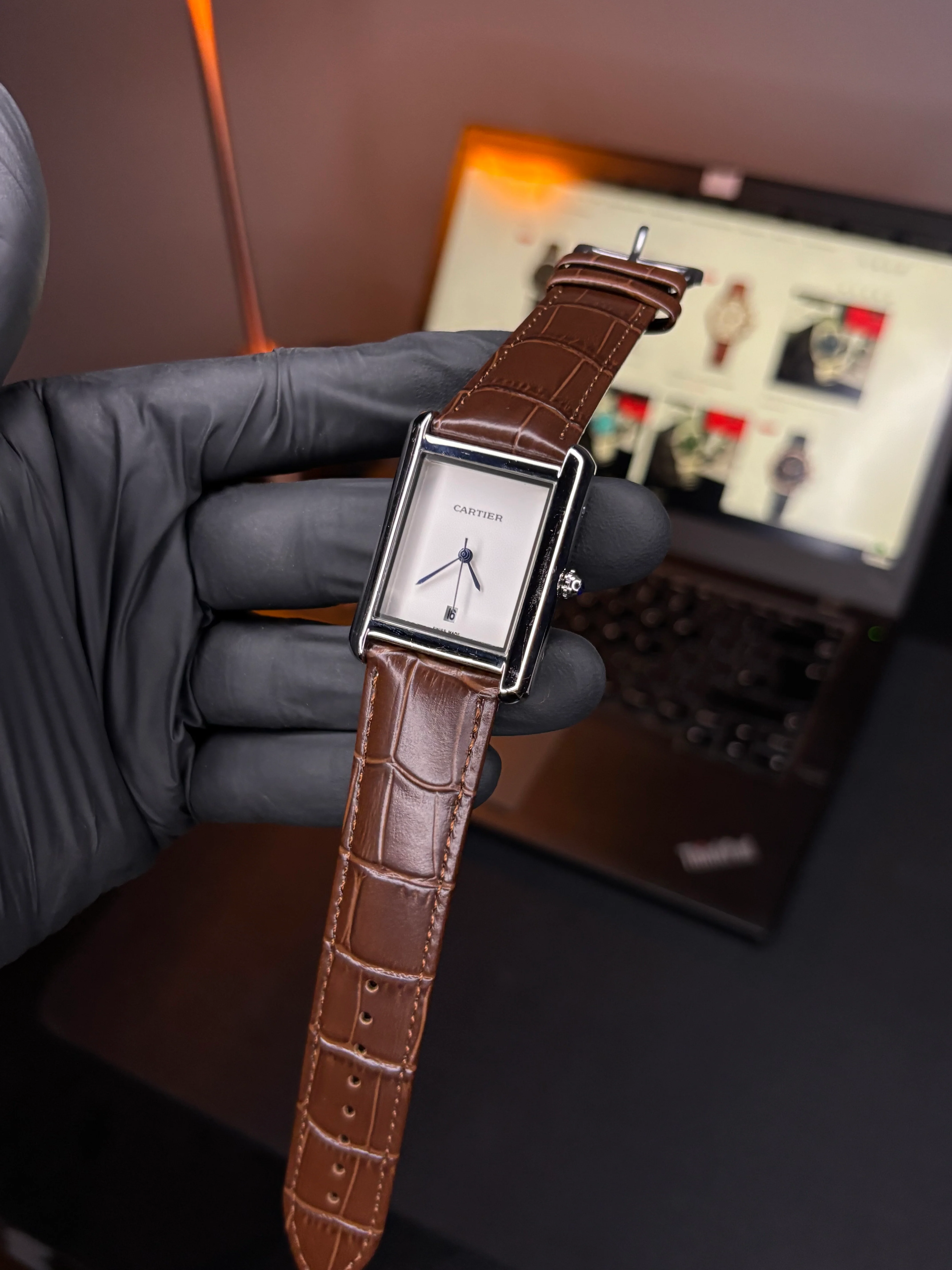 Old Money Tank - Plain Dial - Quartz Watch - Image 3