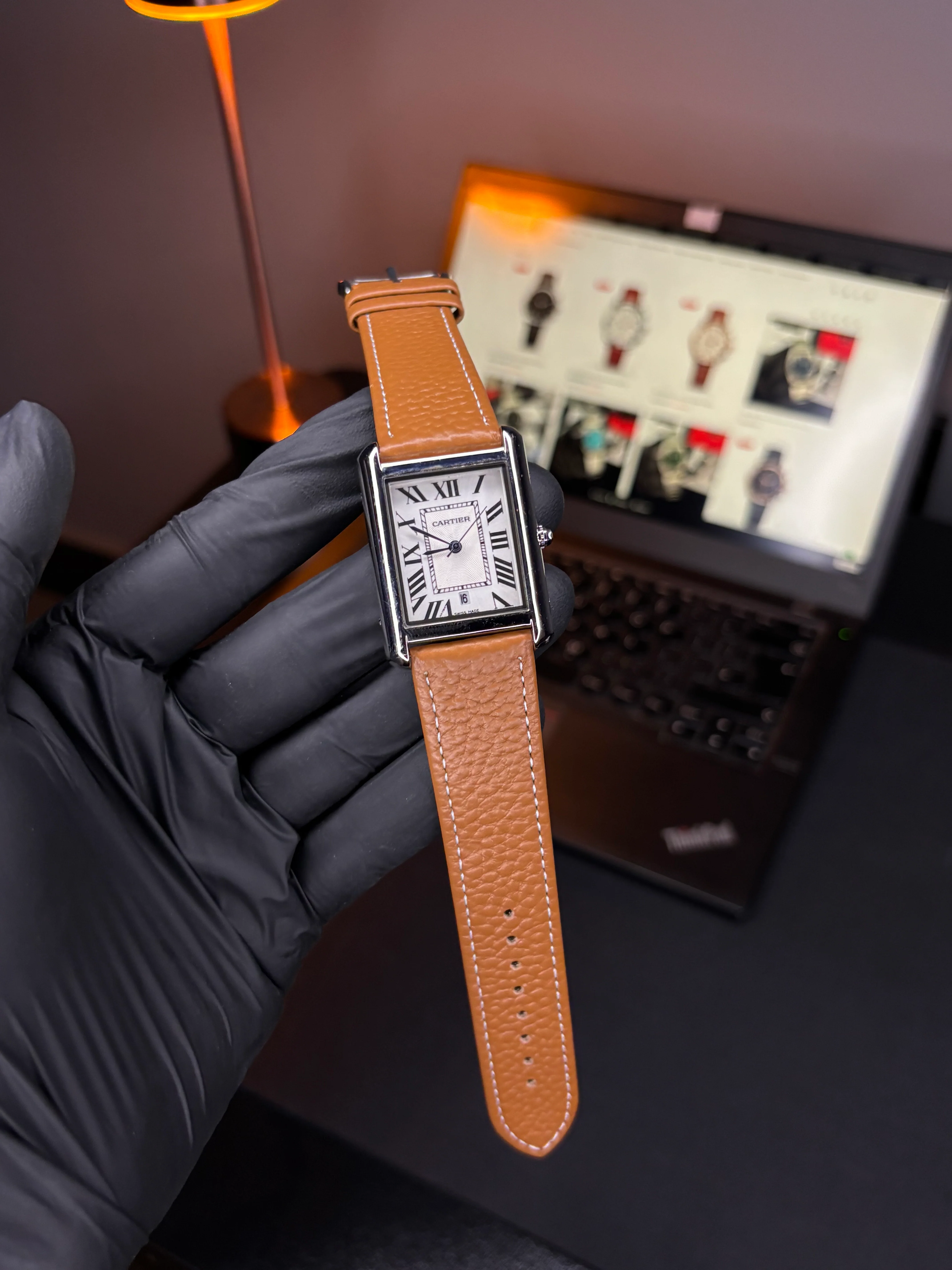 Old Money Tank - Roman Counts - Quartz Watch - Image 3