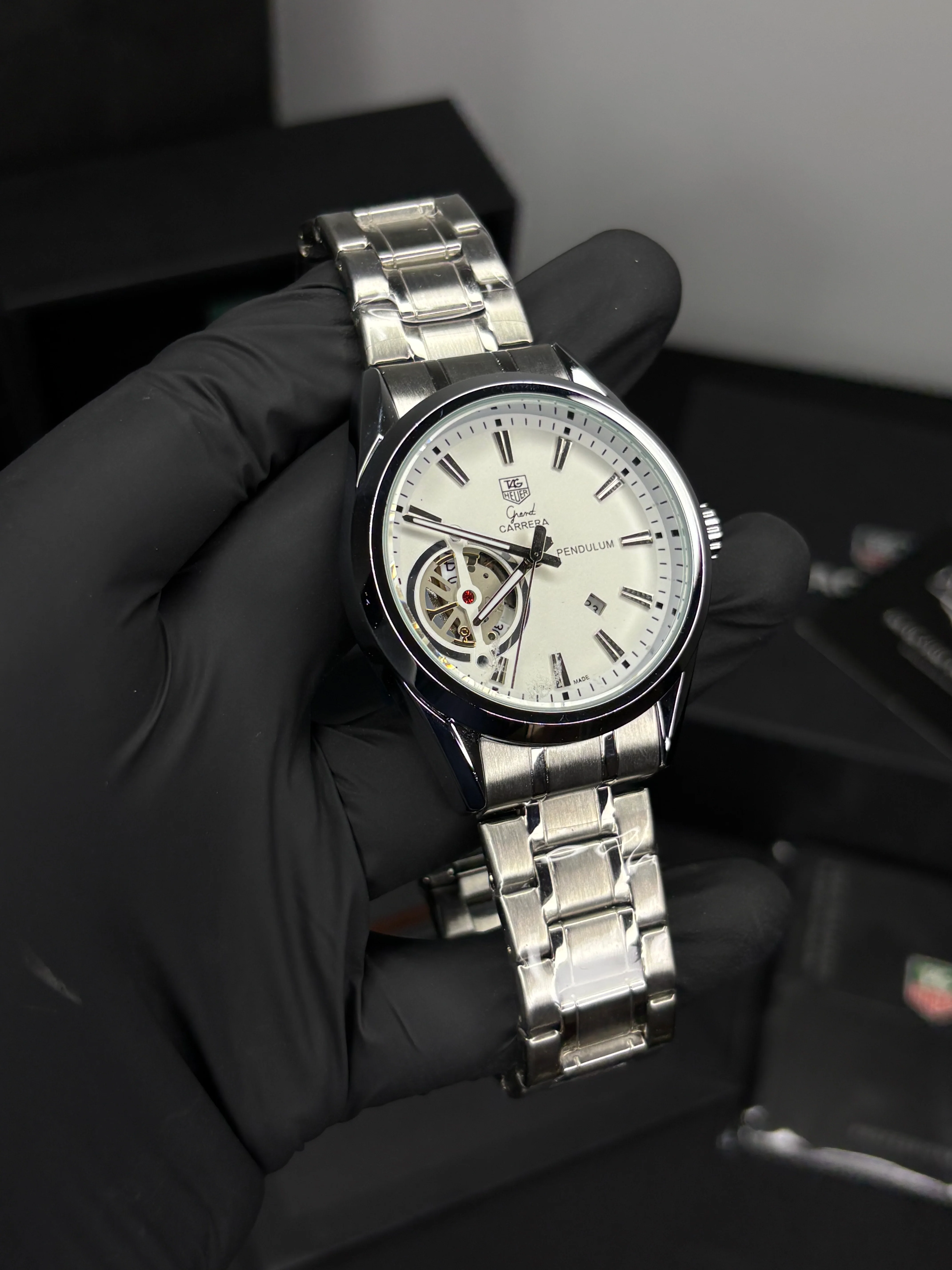 TH Calibre 5 Semi-Auto (Quartz) - Image 5