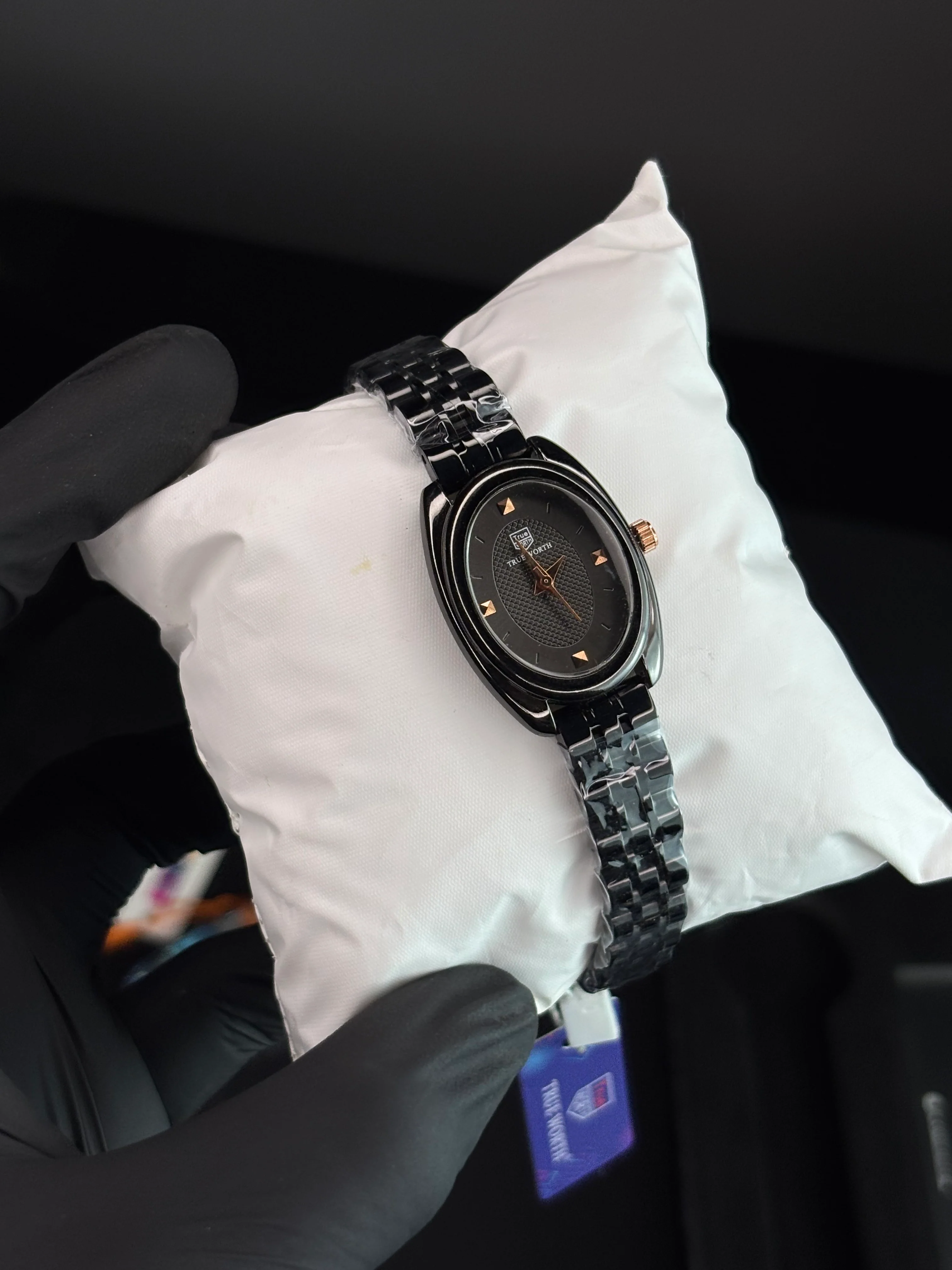 True Worth Oval Prestige Women Watch - Image 4